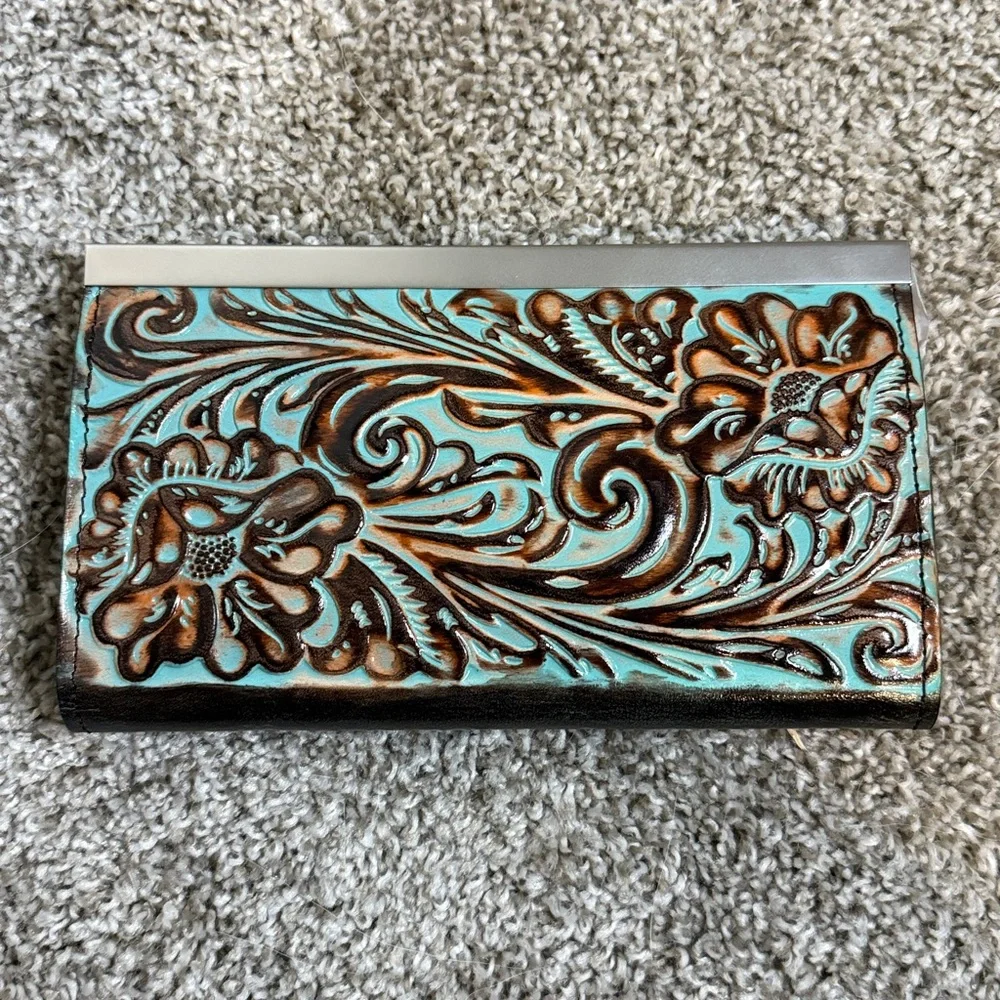 Brand new Patricia Nash Wallet - Picture 2 of 6